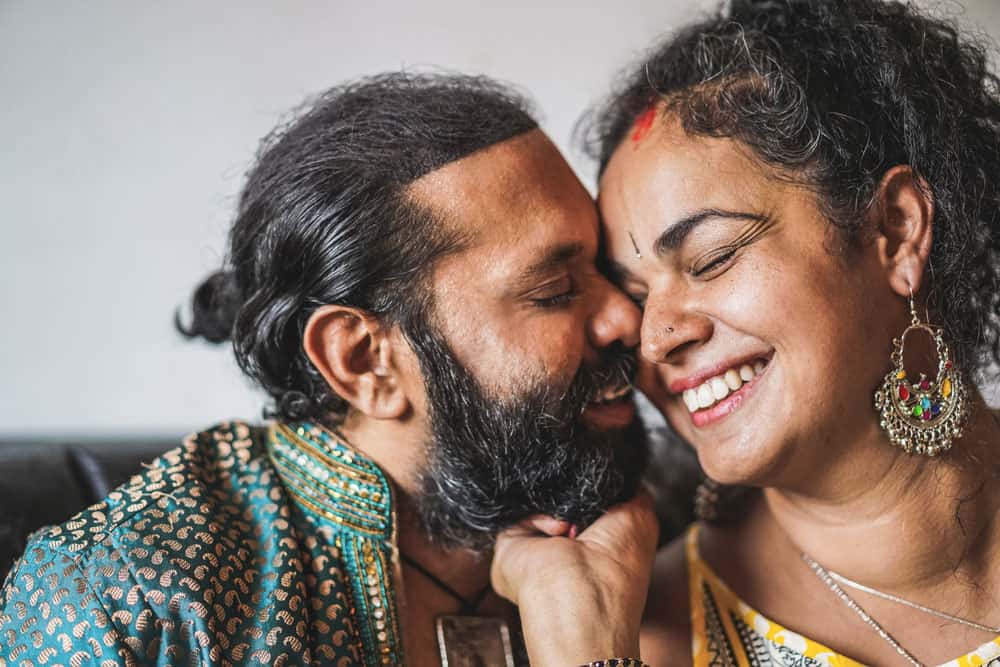 indian-husband-wife-having-tender-moments-portrait-happy-southern-asian-couple-love-ethnic-india-s-culture-concept